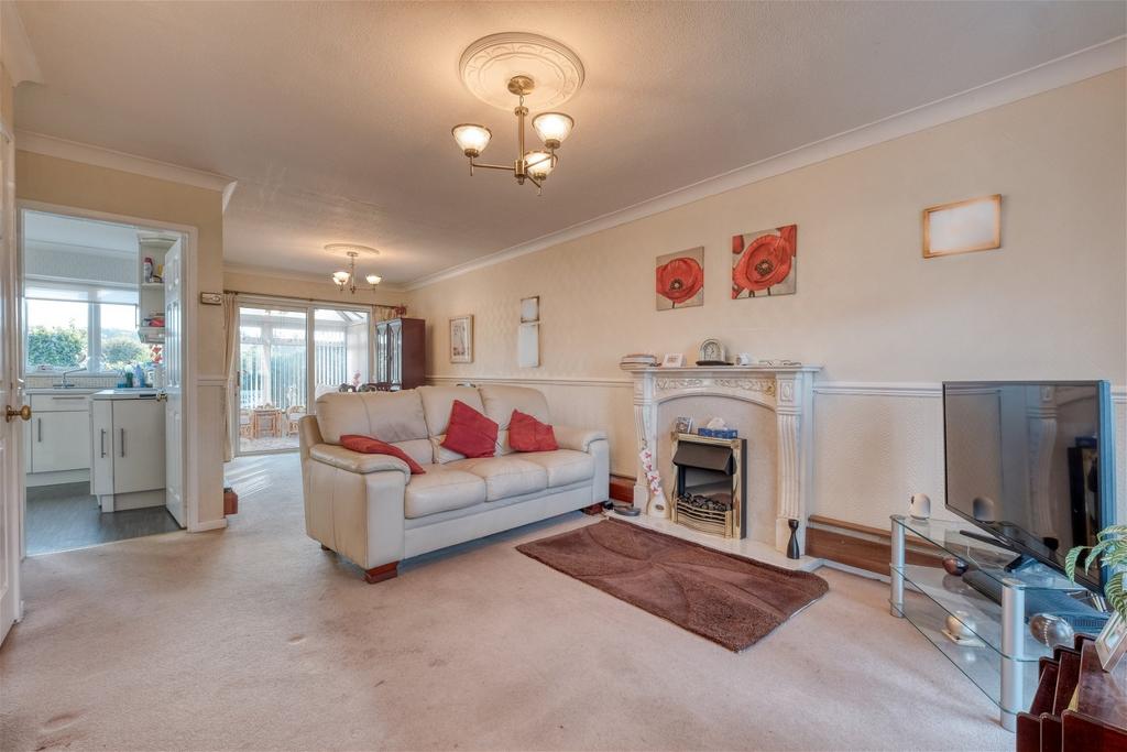 Heather Drive, Rednal, Birmingham, B45 9RA 3 bed detached house for