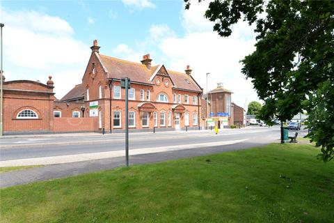 2 bedroom apartment for sale, The George, Christchurch Road, New Milton, Hampshire, BH25