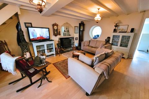 3 bedroom cottage for sale, PHILADELPHIA ROAD, PORTHCAWL, CF36 3DP