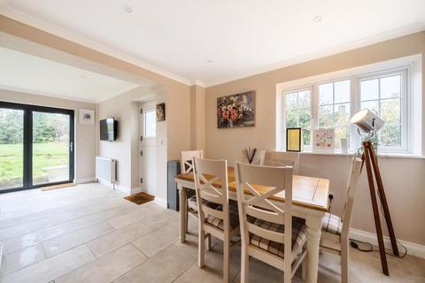 5 bedroom detached house for sale, Farmoor,  Oxford,  OX2