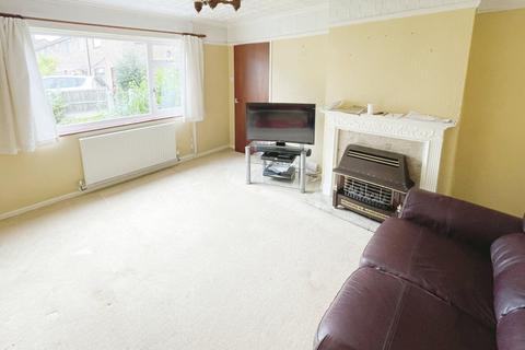 3 bedroom end of terrace house for sale, Ballater Crescent, Vicars Cross, Chester, CH3