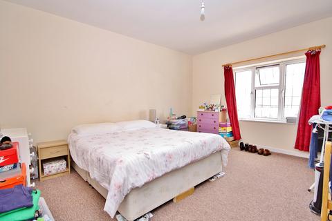 2 bedroom apartment to rent, High Street, Ripley, Woking, Surrey, GU23