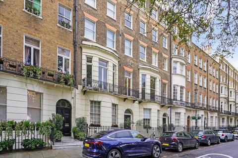 3 bedroom flat for sale, Montagu Square, Marylebone, W1H