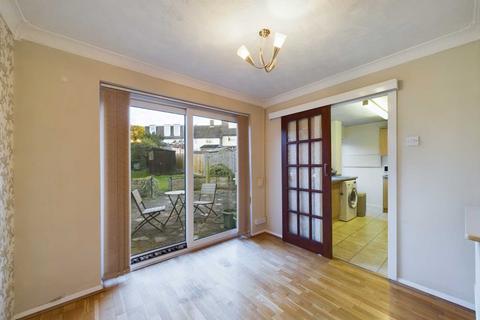53 Lyne Way, Hemel Hempstead, HP1 3PN
