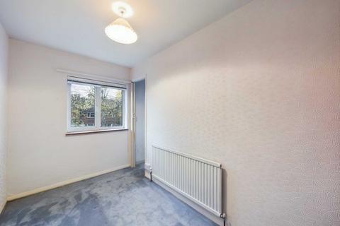 53 Lyne Way, Hemel Hempstead, HP1 3PN