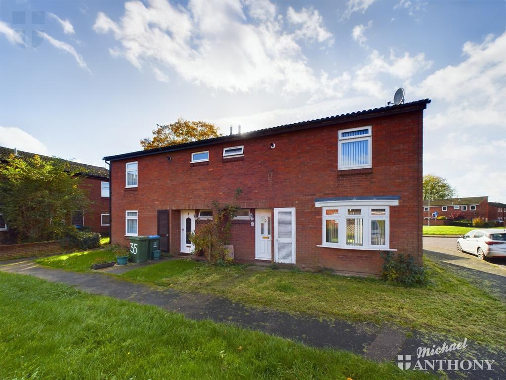 Alwin Close, Close To Hospital 3 bed semi-detached house - £1,500 pcm ...