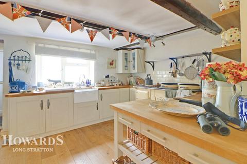 2 bedroom cottage for sale - Chapel Street, Rockland St Peter