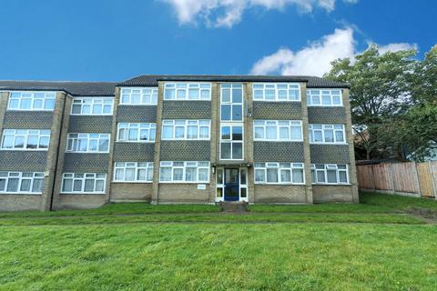 Flat 3, 29 Ravensbourne Park, London, SE6 4XY