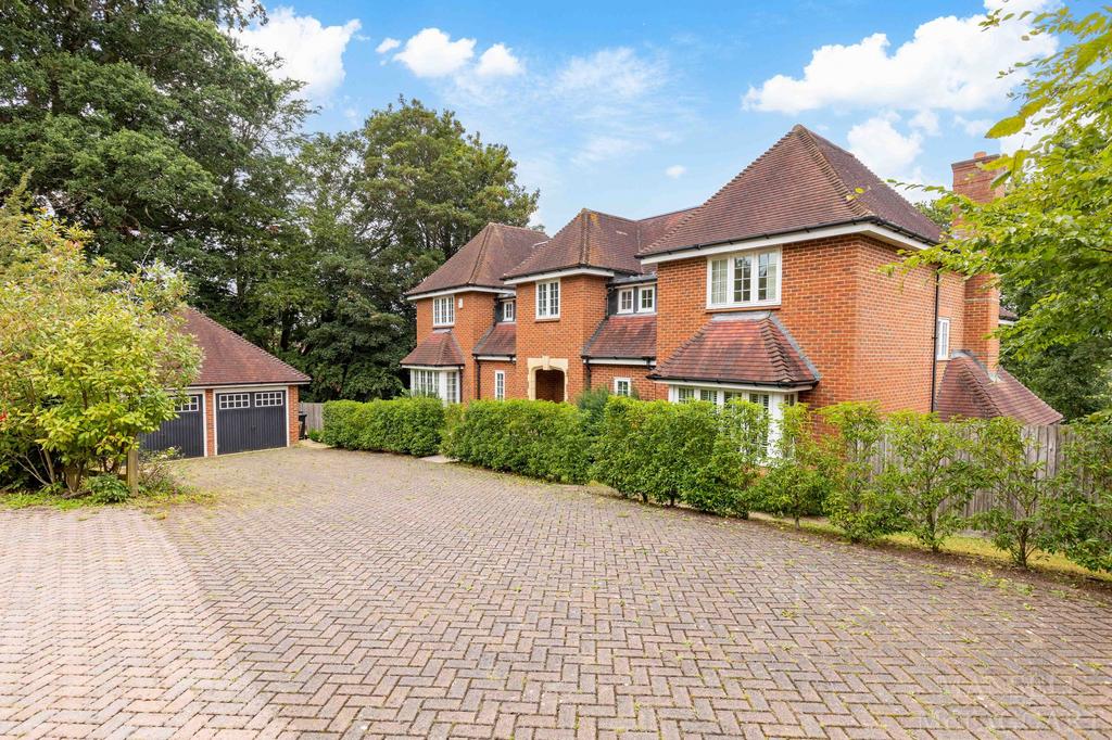Forest Row, Forest Row RH18 5 bed detached house for sale £1,890,000