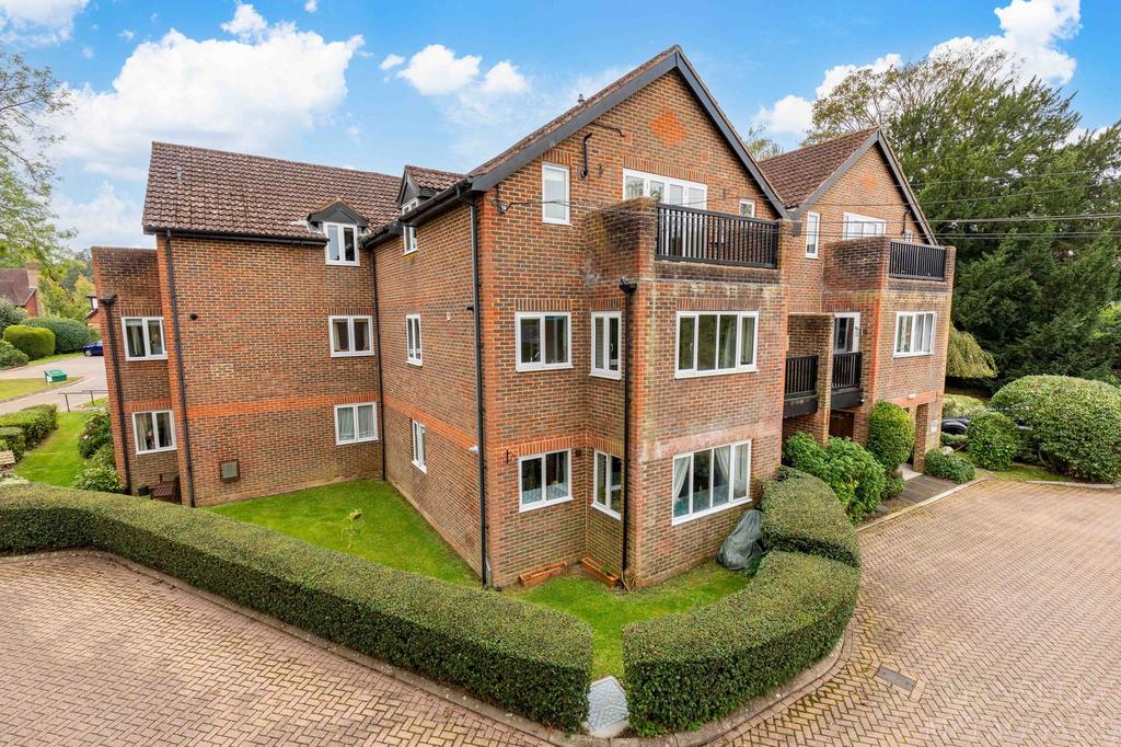 Oakwood Park Hartfield Road, Forest Row RH18 1 bed retirement property