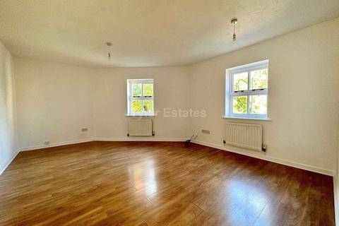 10 Bramble Tye, Laindon, Basildon, SS15 5GS