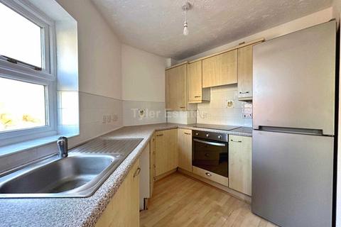 10 Bramble Tye, Laindon, Basildon, SS15 5GS