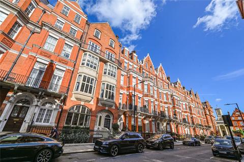 3 bedroom apartment for sale, Green Street, Mayfair, London, W1K