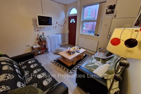 5 bedroom terraced house to rent, Branksome Terrace, Hyde Park LS6