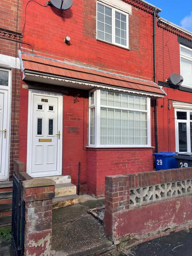 Ivanhoe Road, Conisbrough 3 bed terraced house £600 pcm (£138 pw)