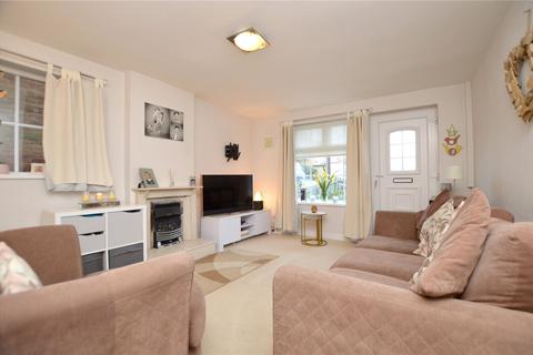 2 bedroom end of terrace house for sale, New Park Croft, Farsley, Pudsey, West Yorkshire