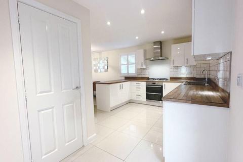 5 bedroom detached house for sale, Lacewing Drive, Biddenham, Bedford