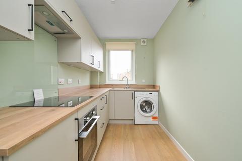 2 bedroom flat to rent - South Lorne Place, Leith, Edinburgh, EH6