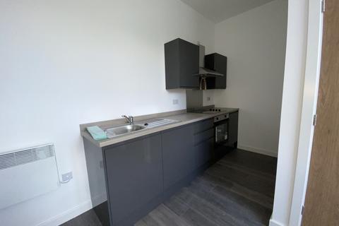 1 bedroom flat to rent - Card House, Bingley Road, Bradford, BD9 6FF