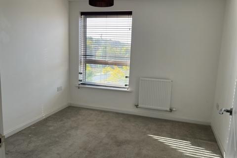 2 bedroom flat for sale, Lett Lane, Castle Hill, Swanscombe, Kent