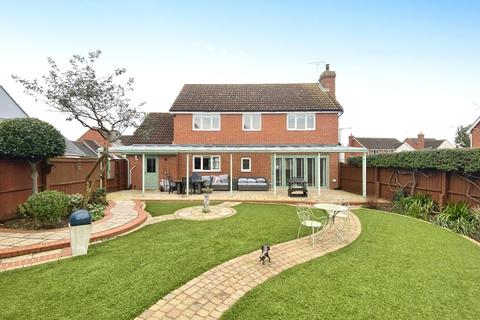 4 bedroom detached house for sale, Bramley Chase, Ipswich, IP4