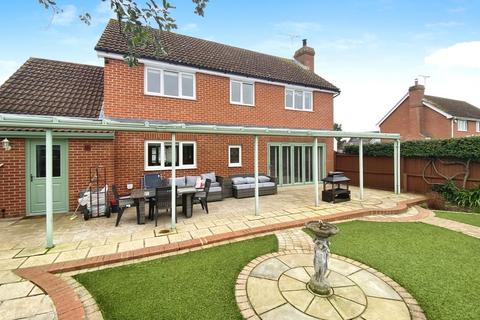 4 bedroom detached house for sale, Bramley Chase, Ipswich, IP4