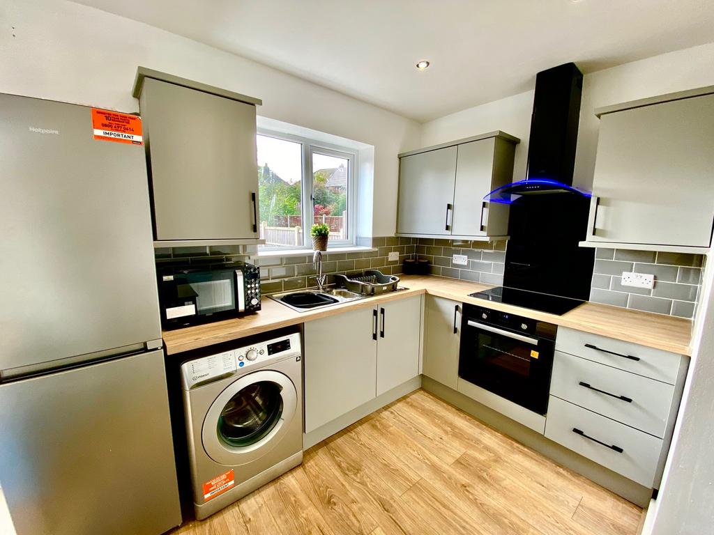 Orme Road, NewcastleunderLyme, ST5 4 bed terraced house £1,798 pcm