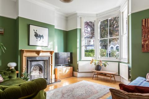 3 bedroom end of terrace house for sale, Edric Rd, Hatcham Park, New Cross, SE14