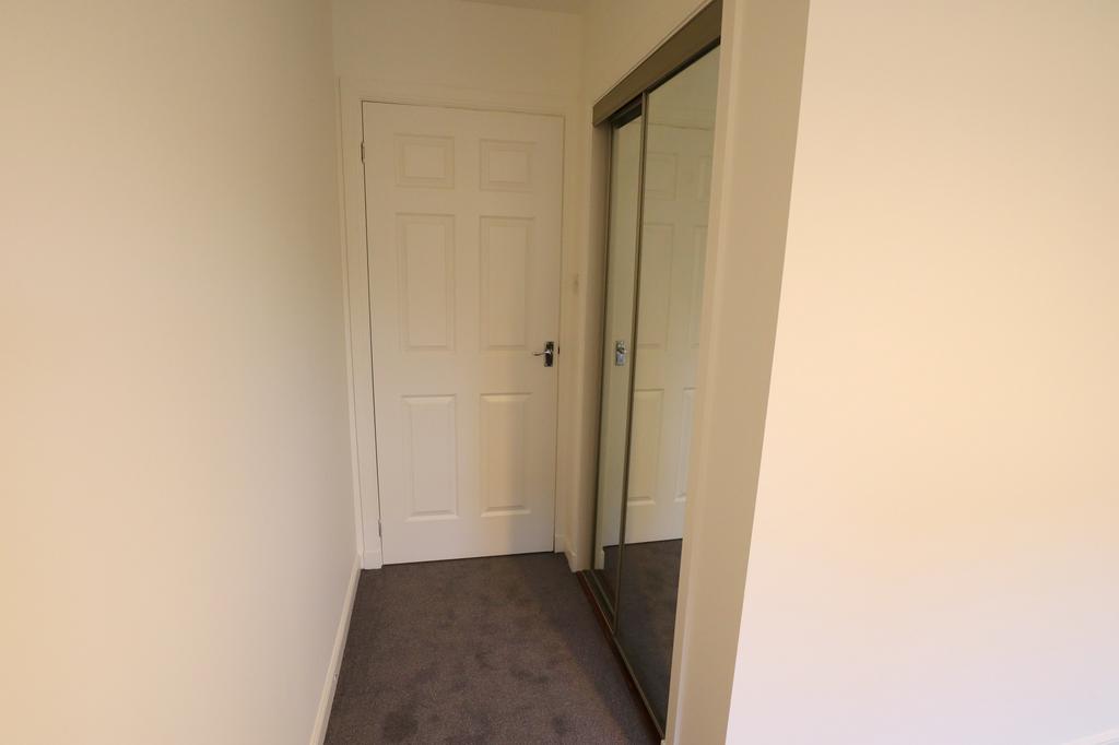 Bedroom 2 (2)