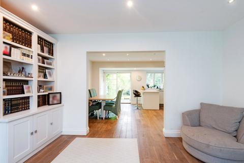 4 bedroom semi-detached house for sale, Erskine Hill, Hampstead Garden Suburb