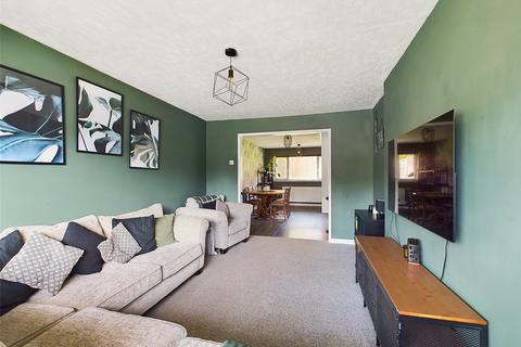 148 Bodiam Avenue, Tuffley, Gloucester, GL4 0TN