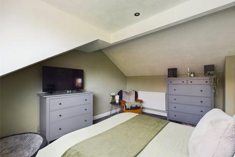 148 Bodiam Avenue, Tuffley, Gloucester, GL4 0TN
