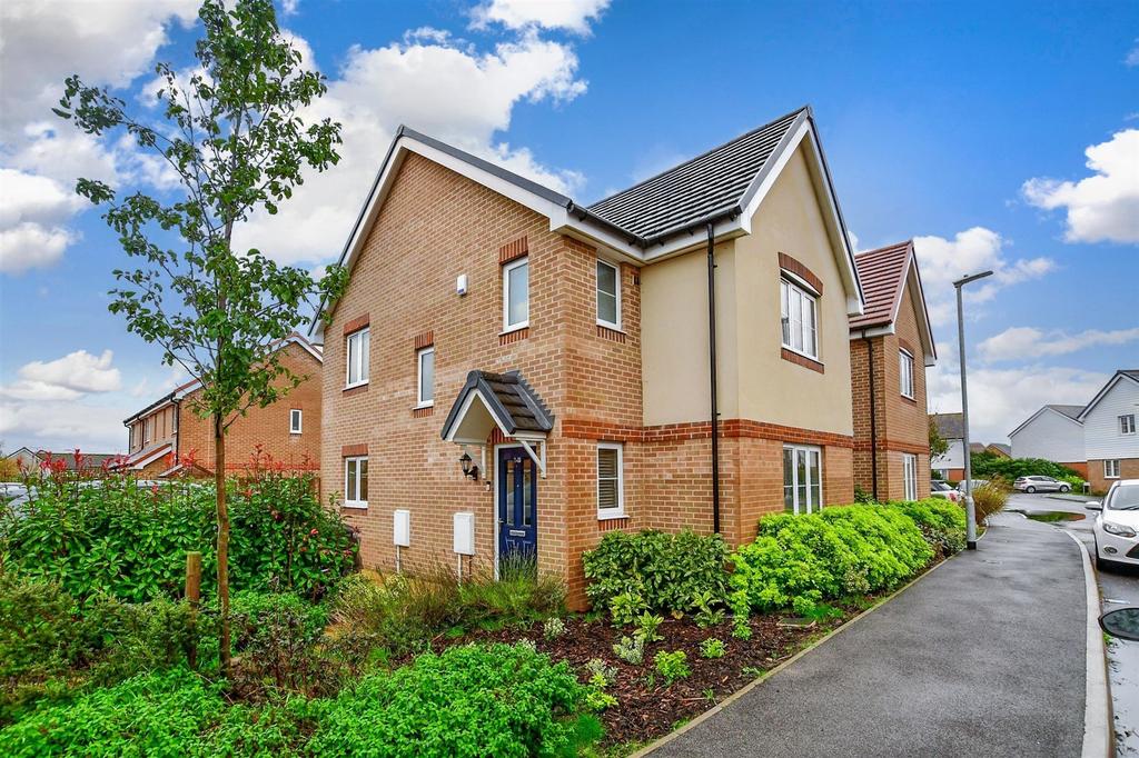 Wyse Close, Deal, Kent 3 bed detached house for sale £350,000