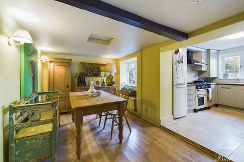 2 bedroom cottage for sale, Main Street, Gawcott