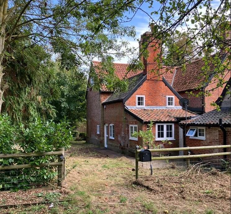 Main Road, Little Glemham, Woodbridge, Suffolk 3 bed semidetached