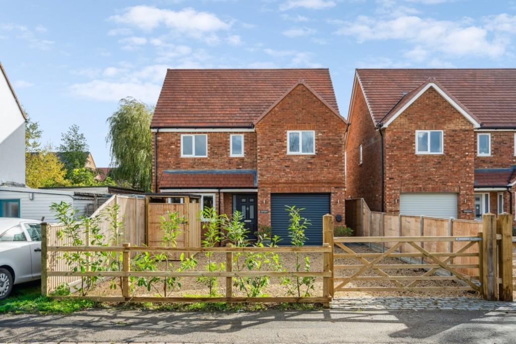 Owsden, Quainton 5 bed detached house for sale £875,000