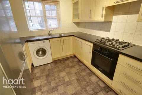 2 bedroom terraced house to rent, Rays Close, Bletchley