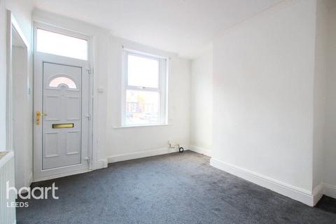 2 bedroom end of terrace house for sale, Brompton Row, Beeston