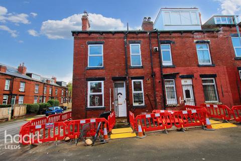1 Brompton Row, Leeds, LS11 6JD