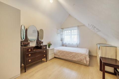 19a Ruskin Road, Carshalton, SM5 3DD