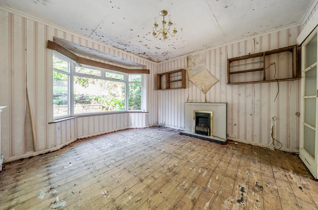 Cherry Tree Avenue, Haslemere, GU27 3 bed detached house for sale £