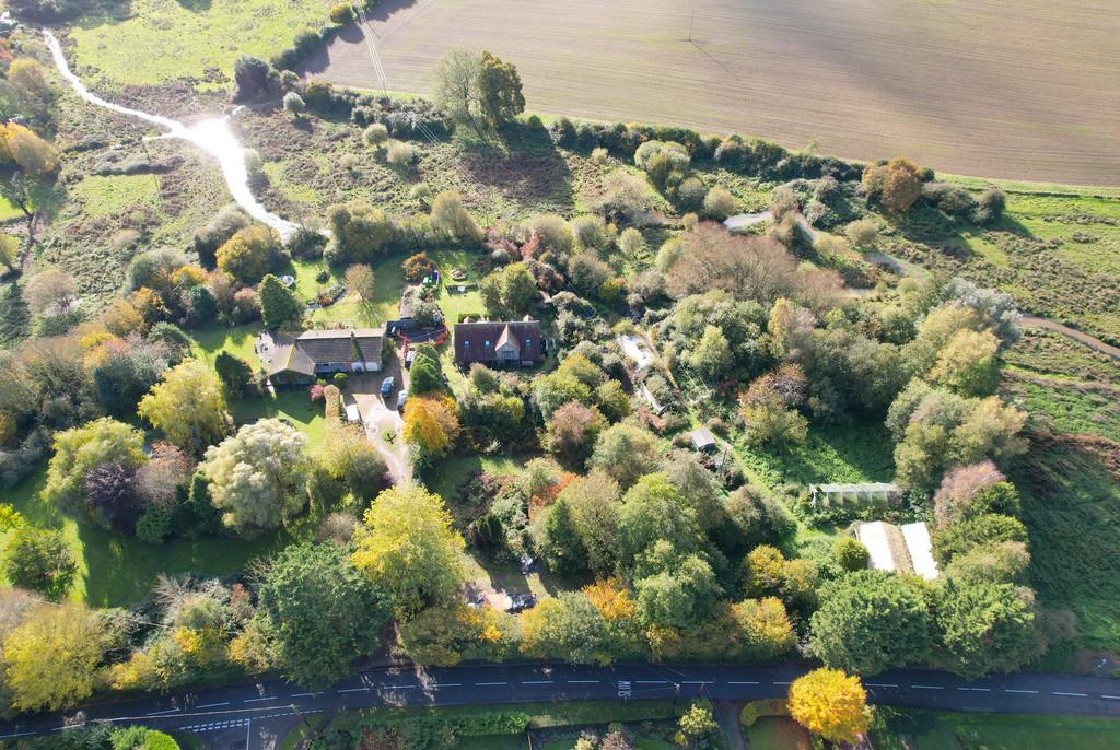 Alresford Road, Alresford SO24 4 bed detached house for sale £2,250,000