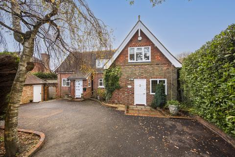 3 bedroom detached house for sale, Green Lane, Heathfield