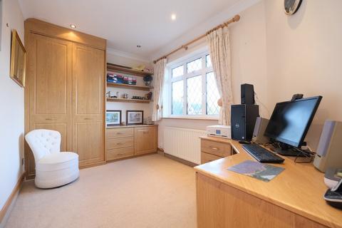 85 Ridgeway Crescent, Orpington, BR6 9QW