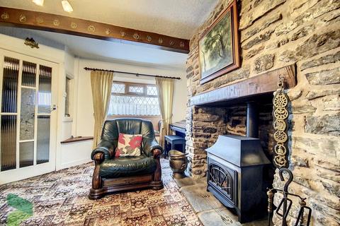 65 Blacksnape Road, Hoddlesden, Darwen, BB3 3PN