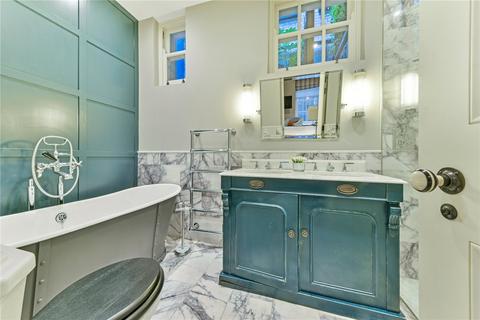 2 bedroom flat to rent, Gatti House, Strand, London