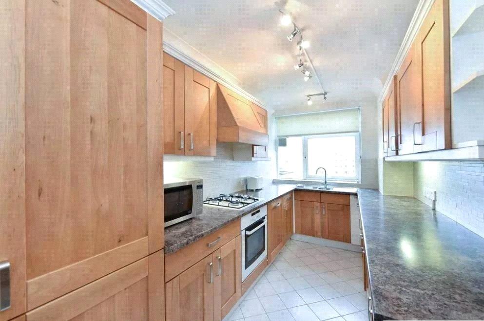 Apartment in London - View 2