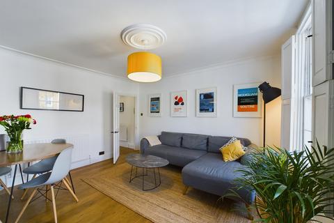 2 bedroom apartment for sale, Balls Pond Road, Islington, London, N1