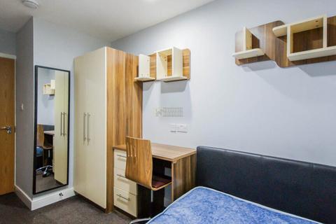 7 bedroom terraced house to rent, Heeley Road, Birmingham B29