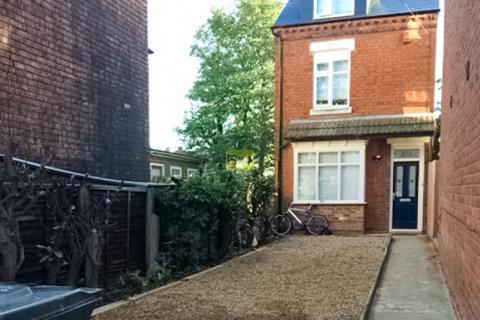 6 bedroom semi-detached house to rent, Croydon Road, Birmingham B29